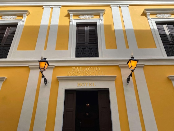 Gallery - Palacio Provincial San Juan, Curio Collection By Hilton