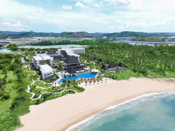 Gallery - Pullman Lombok Merujani Mandalika Beach Resort