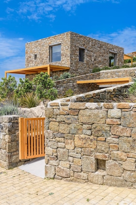 Gallery - Panormos Bay Suites