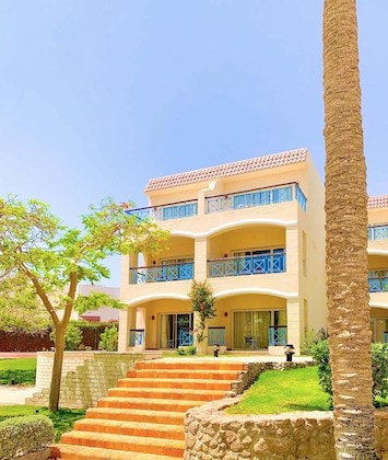 Gallery - Ivy Cyrene Island Aqua Park Resort