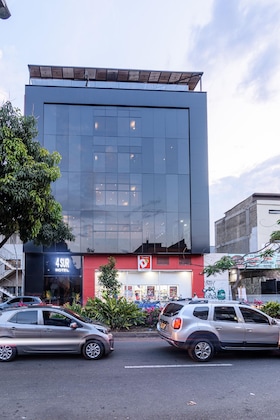 Gallery - 4 Sur Hotel