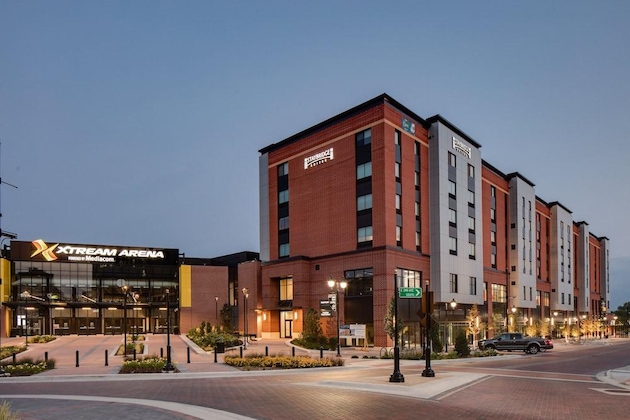 Gallery - Staybridge Suites Iowa City Coralville, An Ihg Hotel