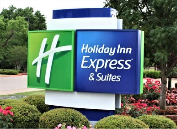 Gallery - Holiday Inn Express New Rochelle, An Ihg Hotel