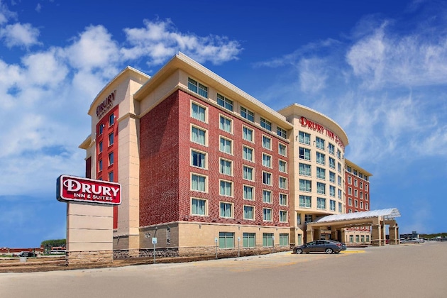 Gallery - Drury Inn & Suites Iowa City Coralville