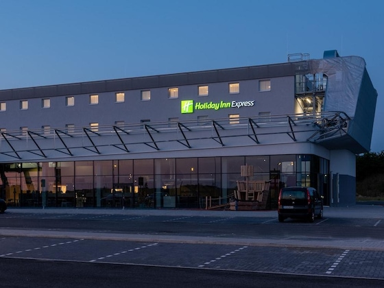 Gallery - Holiday Inn Express Hamburg South A7 As42 By Ihg
