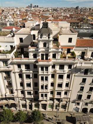 Gallery - Brach Madrid - Evok Collection