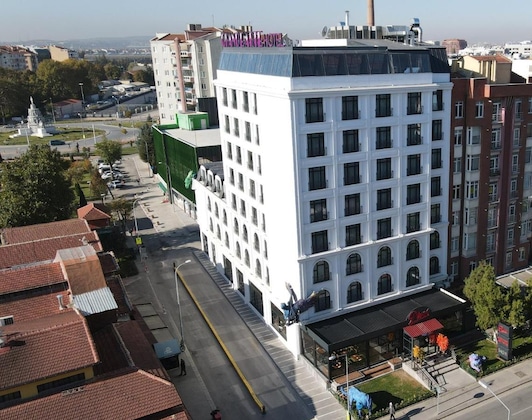 Gallery - Grande Arte Hotel