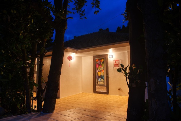 Gallery - Adan Resort Lamp