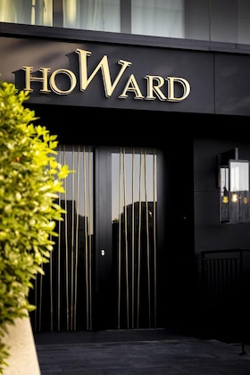 Gallery - Howard Sur Seine