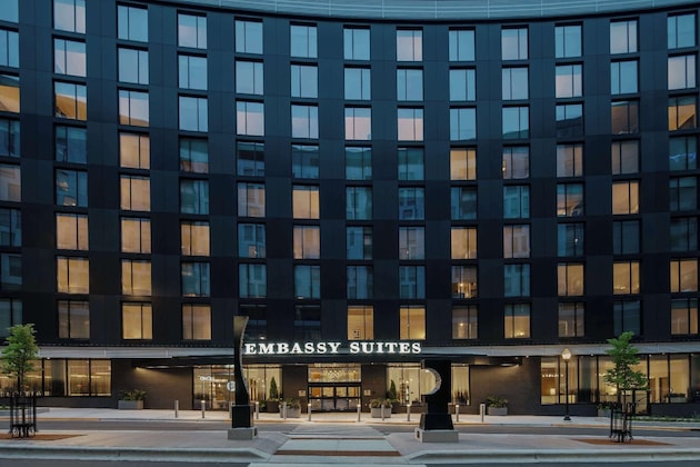 Gallery - Embassy Suites By Hilton Madison Downtown