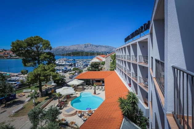 Gallery - Hotel Lumbarda