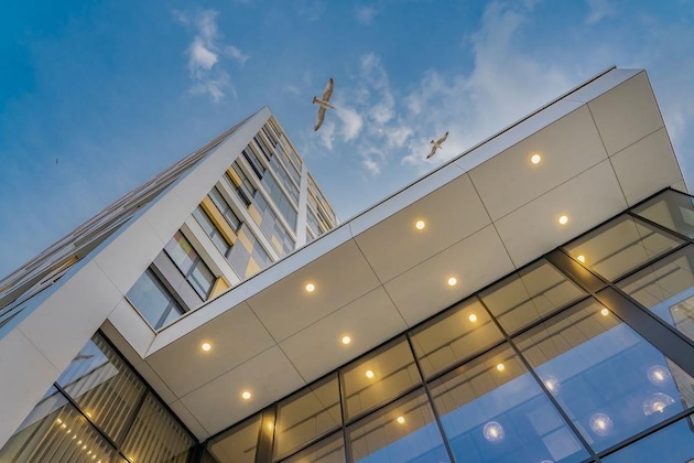 Gallery - Campus 90