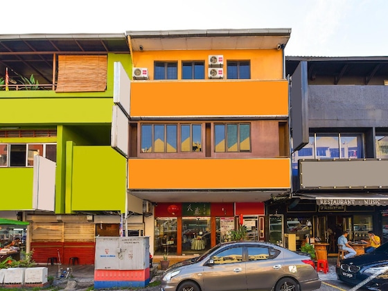 Gallery - Oyo 90562 J Hotel Pj