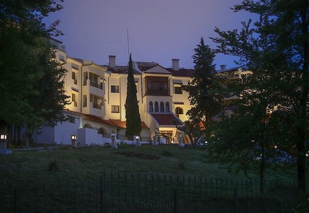 Gallery - La Foret Ain Draham