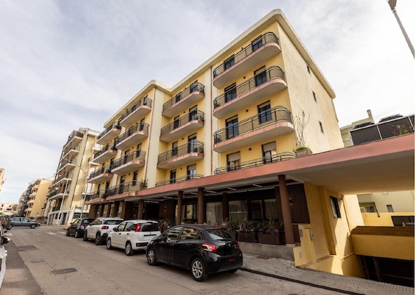Gallery - Rina Sea Apartments