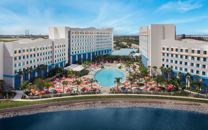 Gallery - Universal's Endless Summer Resort - Surfside Inn And Suites