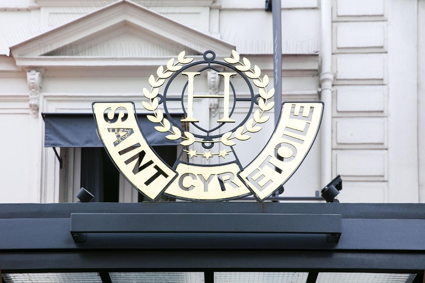 Hôtel Saint Cyr Etoile, París desde 2810 MX$ - logitravel