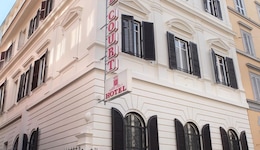 Royal Court Hotel
