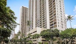 Aston At The Waikiki Banyan