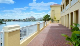 Laplaya Beach & Golf Resort