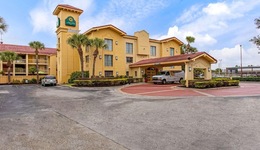 La Quinta Inn By Wyndham Orlando Airport West