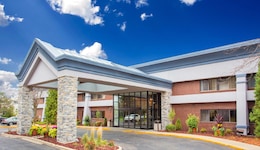 Baymont By Wyndham Madison West Middleton Wi West