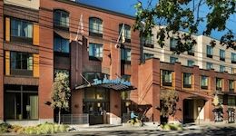 Staypineapple, The Maxwell Hotel