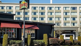 Coast Gateway Hotel