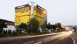 Hotel Holiday