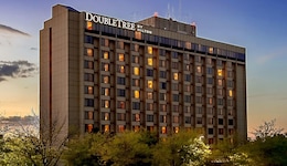 Doubletree By Hilton Hotel St. Louis - Chesterfield