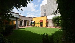 Howard Johnson By Wyndham Morelia Calle Real