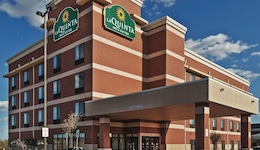 La Quinta Inn & Suites By Wyndham Edmond