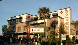 Kemah Boardwalk Inn