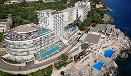 Royal Blue Hotel