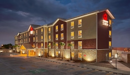 Extended Suites Saltillo Galerías