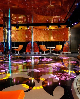 ms Oosterdam_disco
