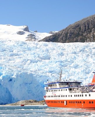 Kawesar_Glaciar_El_Brujo