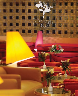 ms Oosterdam_Ocean Bar