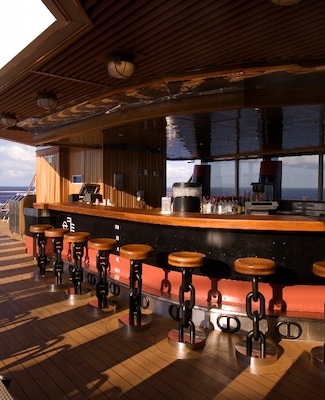 Imágen Carnival Splendor 12