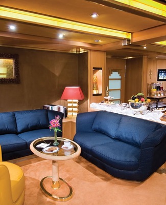 ms noordam_neptune lounge