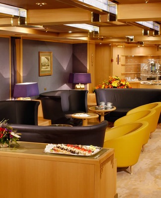 ms Oosterdam_cofee bar