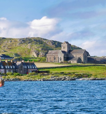 Isla de Iona, Rusia