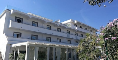 Hotel Marad