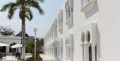 Hotel Aldea Del Bazar