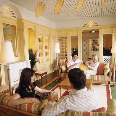 Hemingway lounge