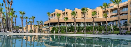 NAU Sao Rafael Suites