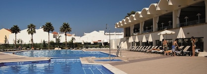 Ozadi Altura Beach