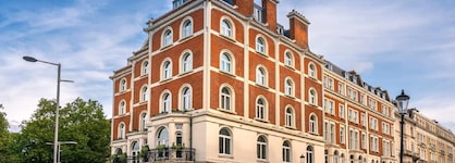 60 Hyde Park Gate Hotel