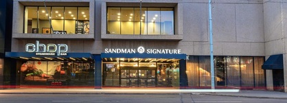 Sandman Signature Edmonton Downtown Hotel