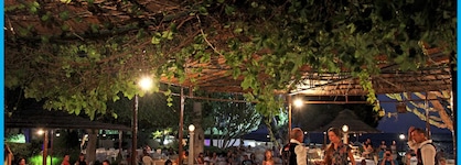 Poseidonia Beach Hotel